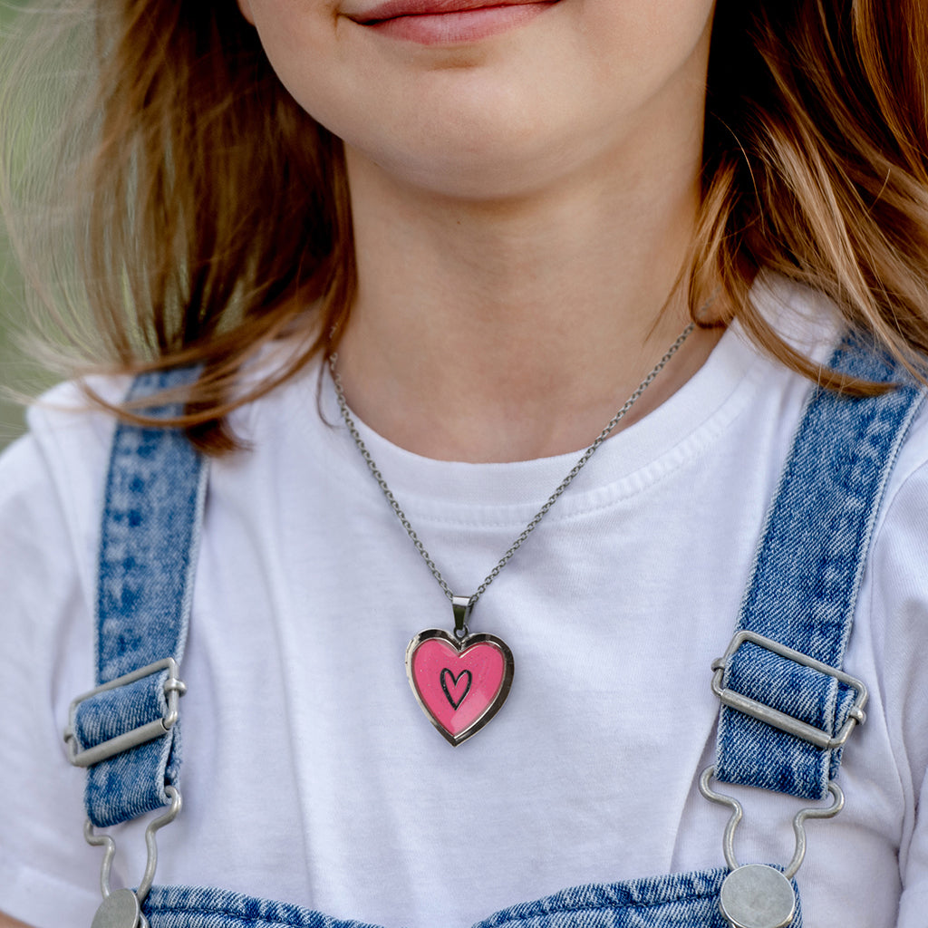 GL034 - Glow Up Locket - Heart Symbol