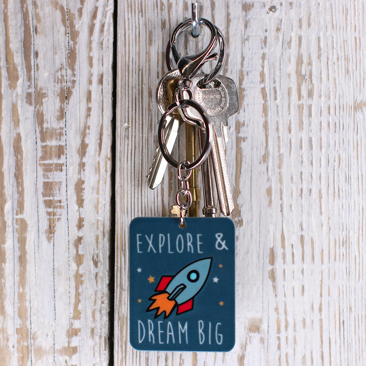 Keyring "Explore & Dream Big"