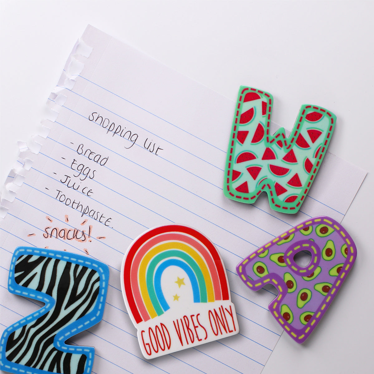 MA042 - Fridge Magnet "W"