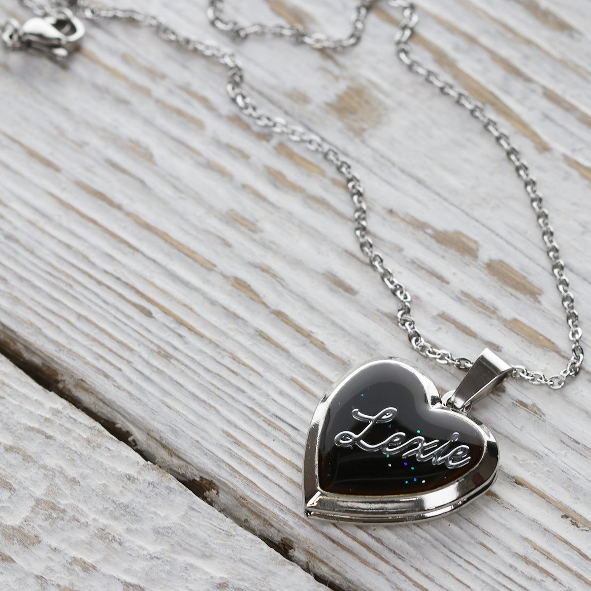 PML120 - Personalised Mood Locket - Lexie