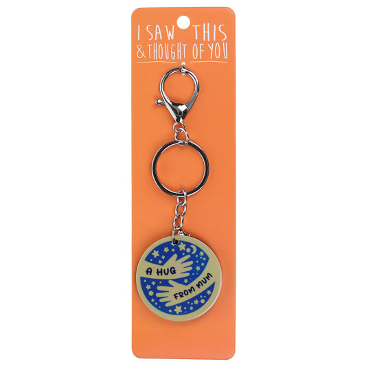 A KEYRING SAYING 'A HUG FROM MUM'