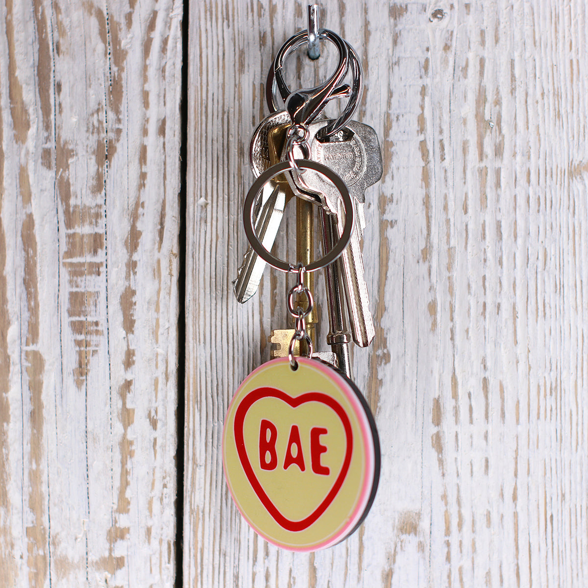 IS126 - Keyring "Bae Love Heart"