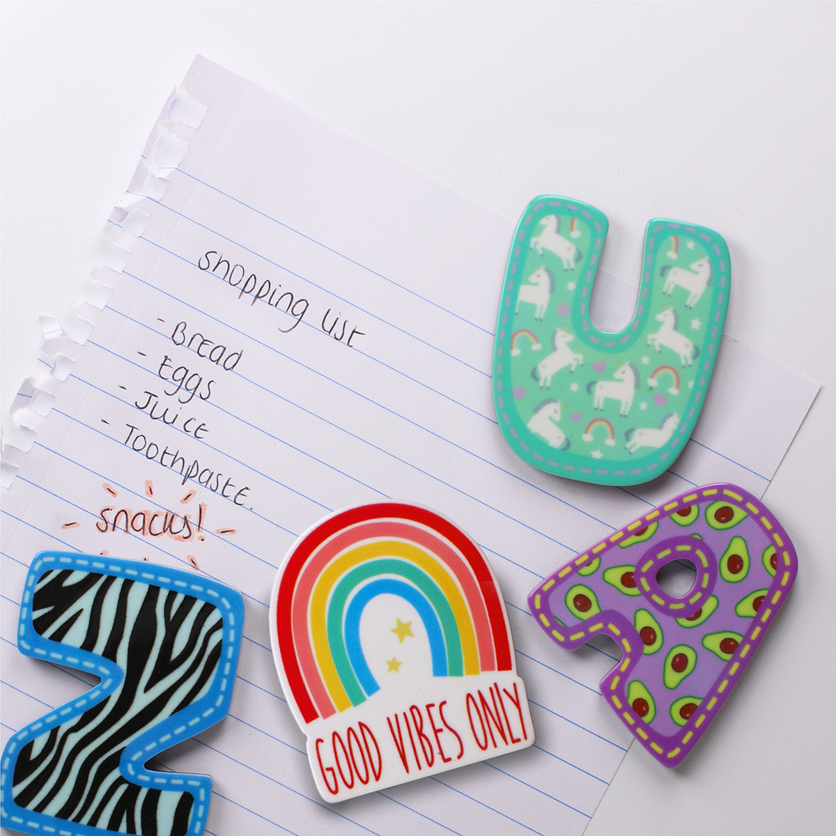 MA040 - Fridge Magnet "U"