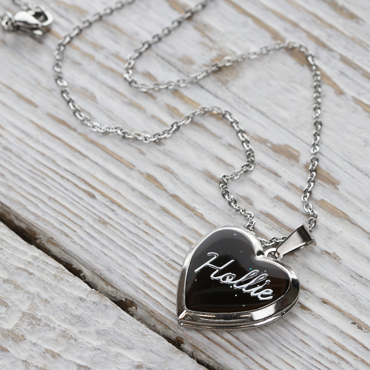 PML090 - Personalised Mood Locket - Hollie