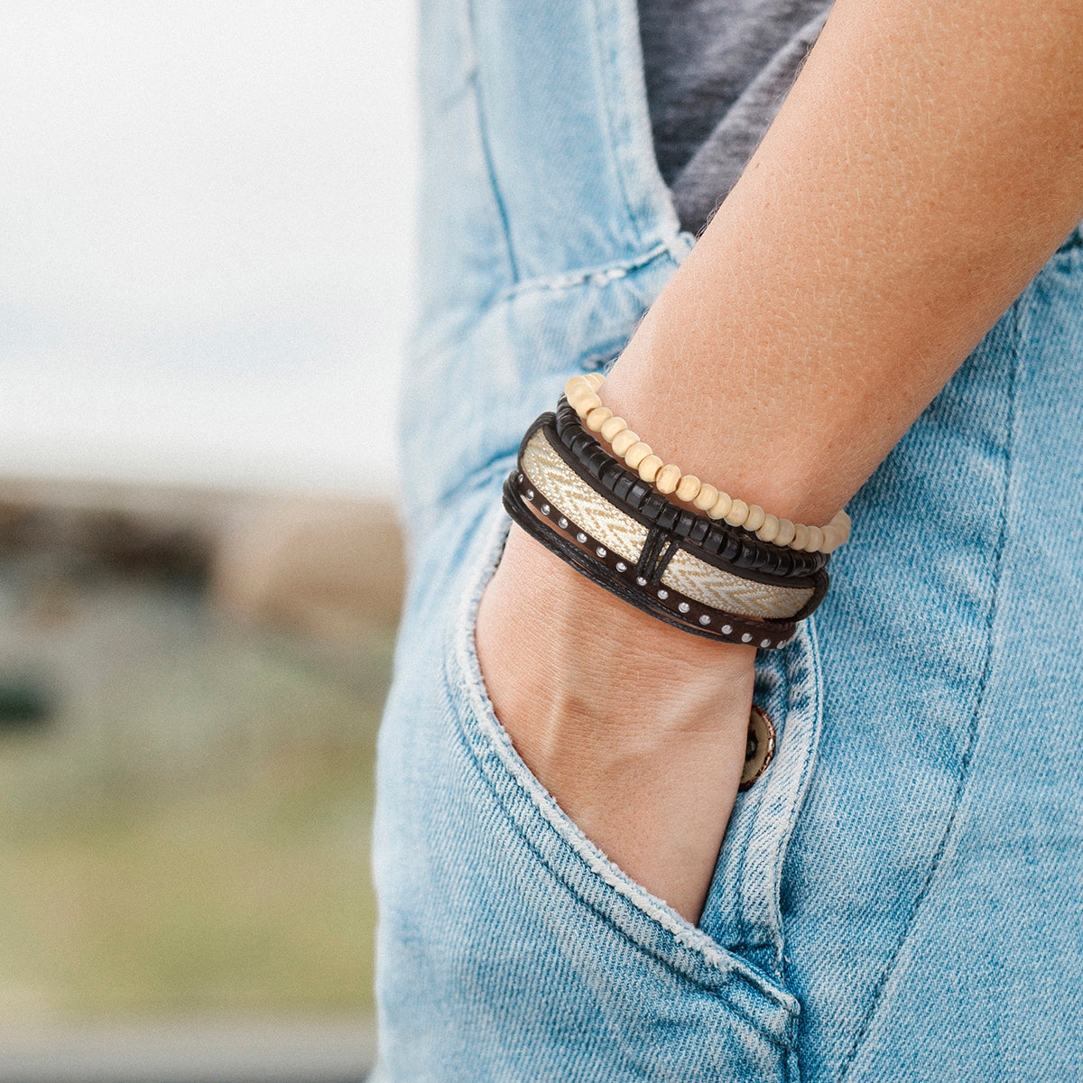 WBST107 - Mens Whirlybird White And Gold Patterned Leather Stacker Bracelets
